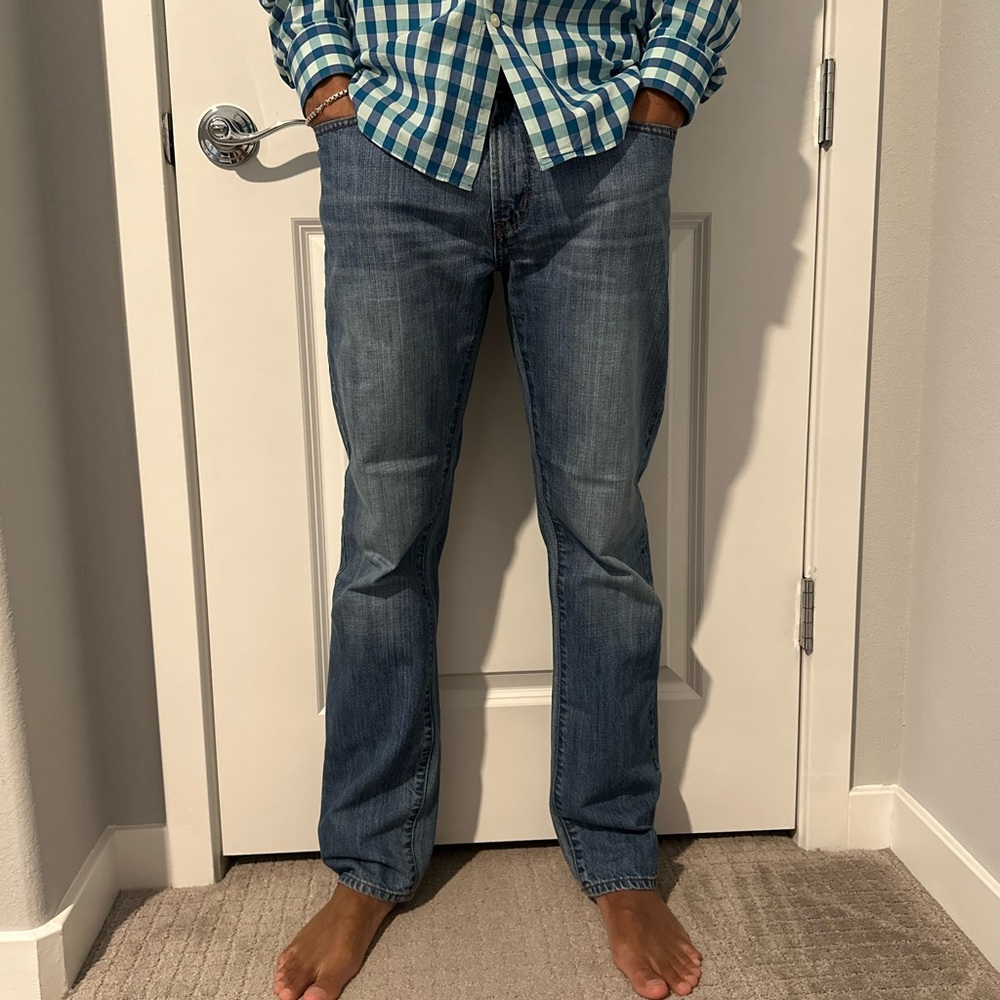 Mens Guess jeans. Size 31